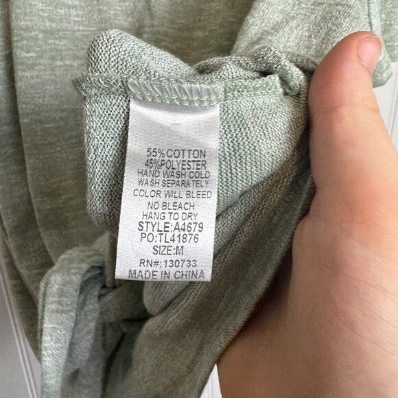 Umgee Lightweight Green Short Sleeve Sweater Knot Front N7 - Picture 4 of 5